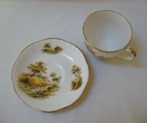 VINTAGE ALFRED MEAKIN 'THE HAYRIDE' TEA DUO c1945+ (1 of 2 available)