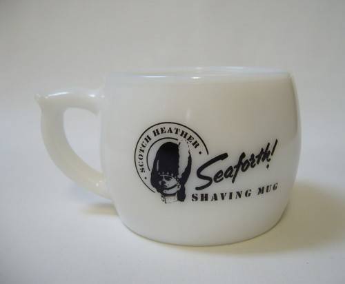 VINTAGE SEAFORTH SCOTCH HEATHER MILK GLASS SHAVING MUG