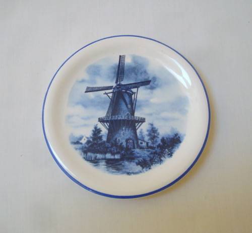 VINTAGE AB CERAMICS 'DELFT-STYLE WINDMILL' 9.5cm MINIATURE PLATE