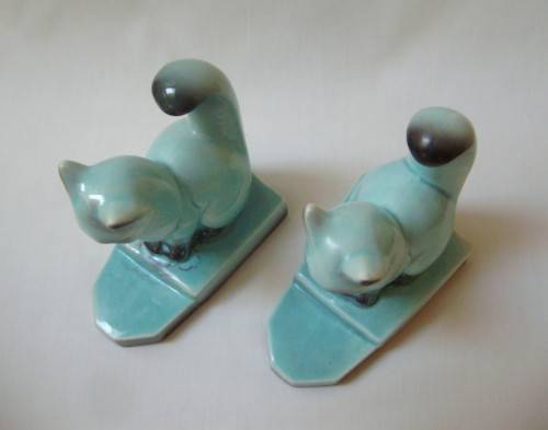 PAIR OF VINTAGE GERMAN CAT FIGURINES ~ One Restored Tail!