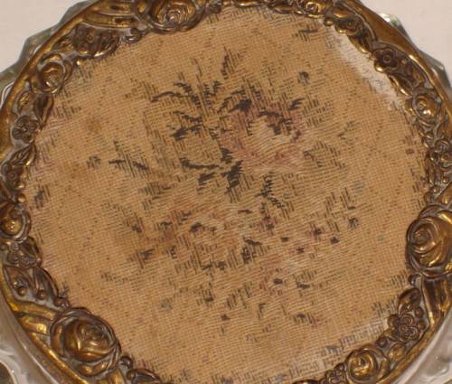 VINTAGE REGENT PRODUCTS GLASS POWDER BOWL & COVER