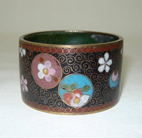 VINTAGE CHINESE CLOISONNE SERVIETTE RING
