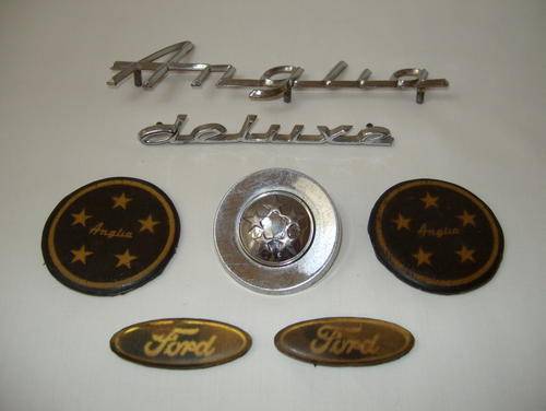 VINTAGE FORD ANGLIA DELUXE 105E (1962-1968) BADGES