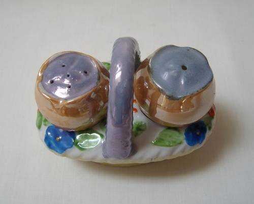 VINTAGE LUSTREWARE FLORAL BASKET SALT & PEPPER SET c1940s