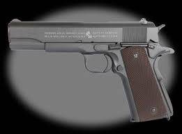 Colt 1911 co2 very powerfull!! Full metal, brandnew blowback