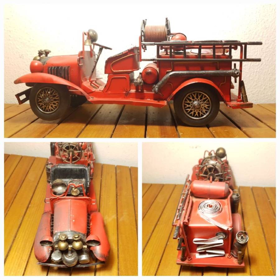 RARE VINTAGE COLLECTABLE STAMP METAL FIRE BRIGADE TRUCK SCALE MODEL.
