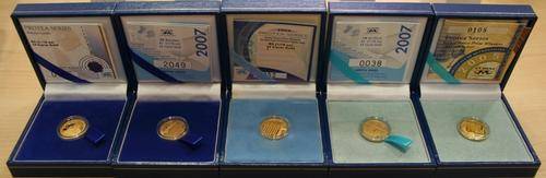 5 x 1/10th oz - LUTHULI, TUTU, MANDELA, DE KLERK, GHANDI