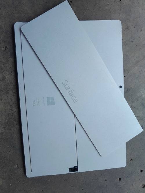 MICROSOFT SURFACE 1631 PRO 3 SILVER FOR SPARES