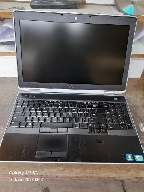 DELL LATITUDE E6530 i7 8GB RAM