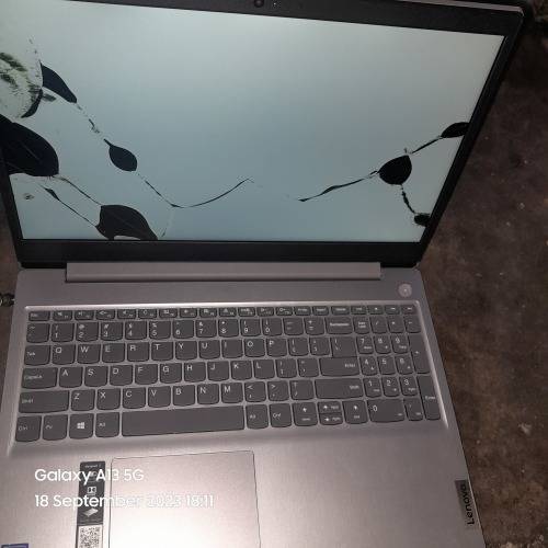LENOVO IDEAPAD 3 81WQ NEEDS SCREEN