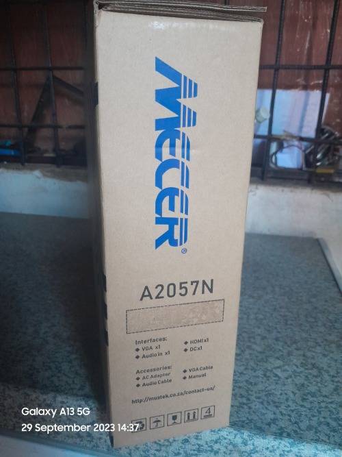 MECER A2057N 1600 X 900 LED WIDE MONITOR  WITH BUILT-IN SPEAKERS