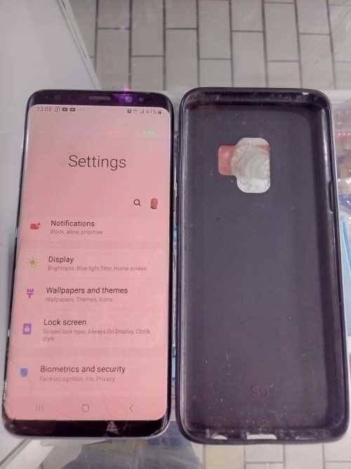 SAMSUNG S8 64GB