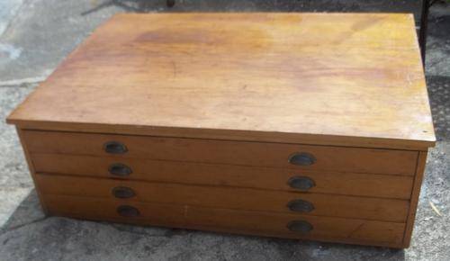 LARGE OREGON LOWBOY/ COFFEE TABLE WITH 4 LARGE DRAWERS