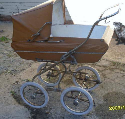 VINTAGE BABY PRAM--LARGE