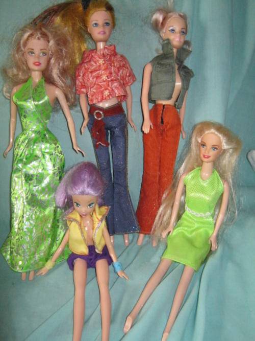 Lot of 5 Barbie Style Dolls