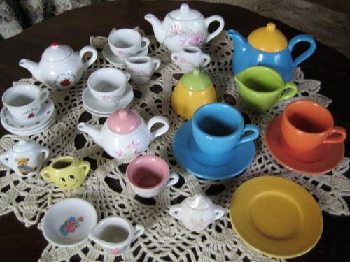 Partial Tea Sets (35 pieces)