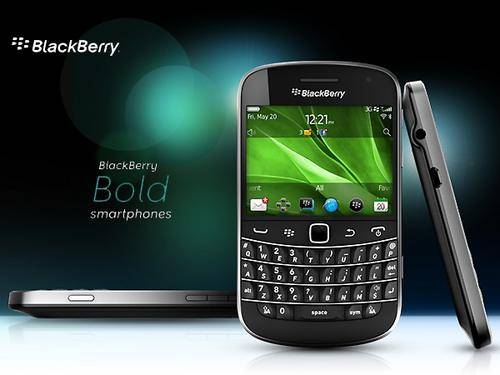 BLACKBERRY 9900 BOLD LOCAL STOCK** AS NEW!!