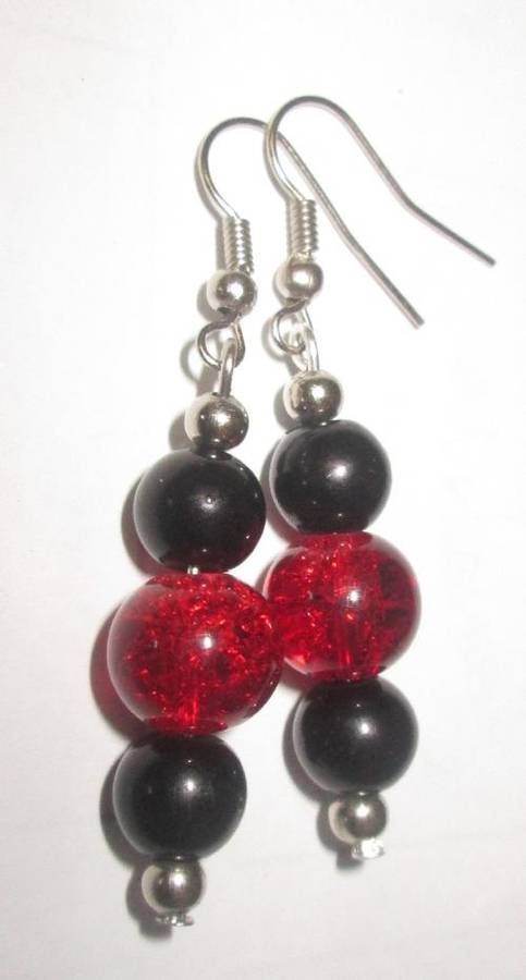 Exclusive Hand Crafted Jewelry - Black and Red Ear rings