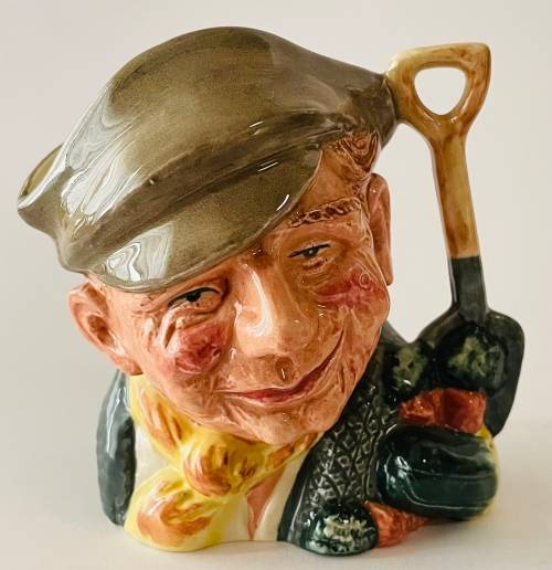 Royal Doulton Toby Mug D6634 `the gardener `