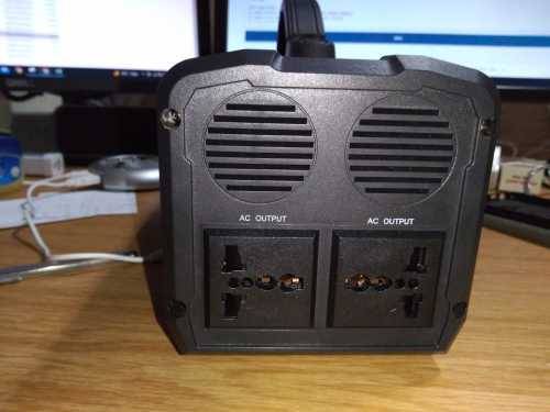 500W Pure Sine Wave Portable Inverter with builtin Li-ion battery