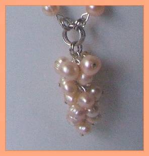 Genuine peach freshwater pearl necklace with cluster pendant, free earrings!