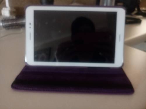 Huawei T1 Pro 8" tablet + Huawei bluetooth smartband + Bluetooth keyboard + various other accesories