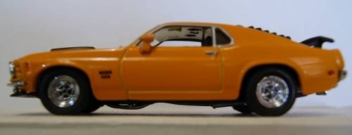 e44 - RARE COLOR -  MATCHBOX COLLECTIBLES SCALE 1:43 - MUSCLE CARS - 1970 FORD MUSTANG BOSS