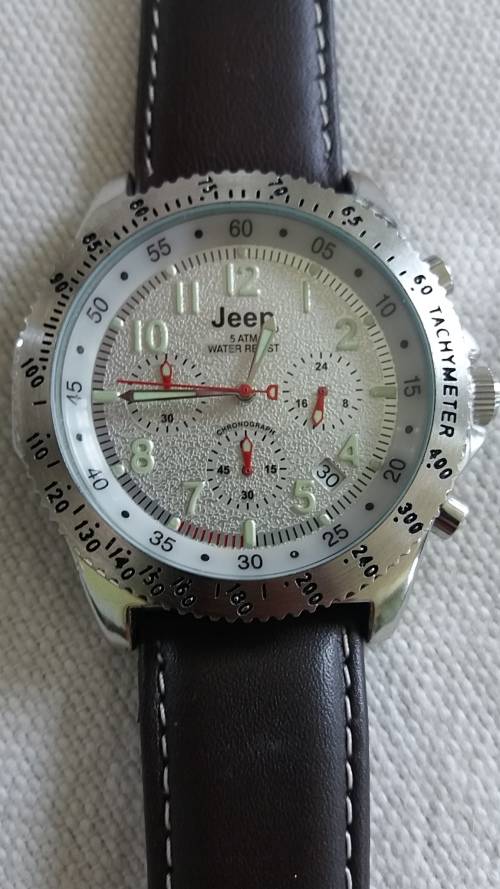 Authentic,brand new ***JEEP*** men watch - Just stunning !!!