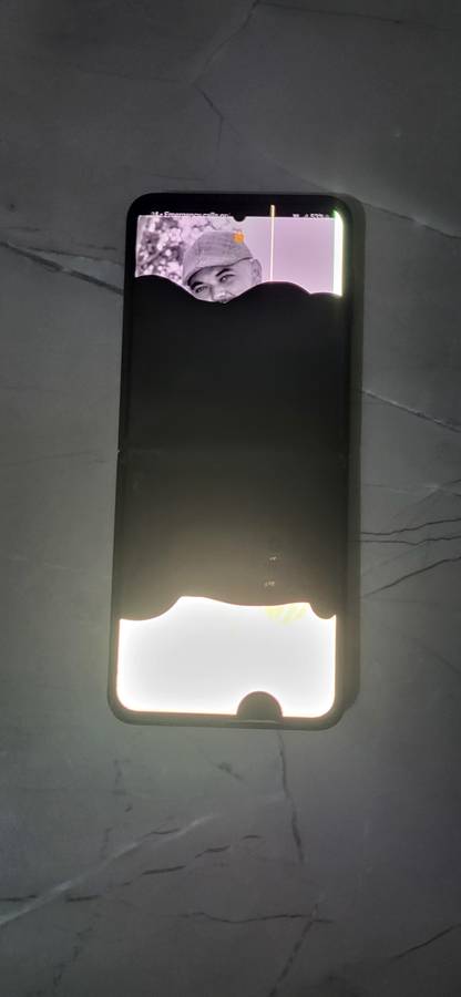 SAMSUNG Z FLIP 3 READ