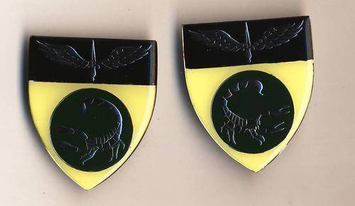 2 Recce Flash - left and right.