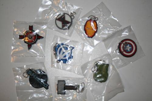 Complete set of 8 AVENGERS Icon Keychains