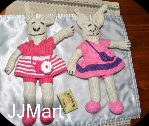 2 x Beautiful Knitted Bunnies