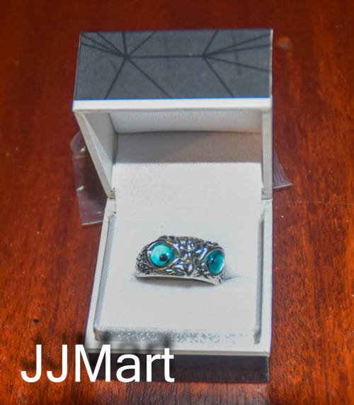 Costume Jewellery :Silver Ring with Bird of Prey Eyes  - Adjustable Size