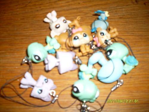 Job lot littlest petshop cellphone danglers