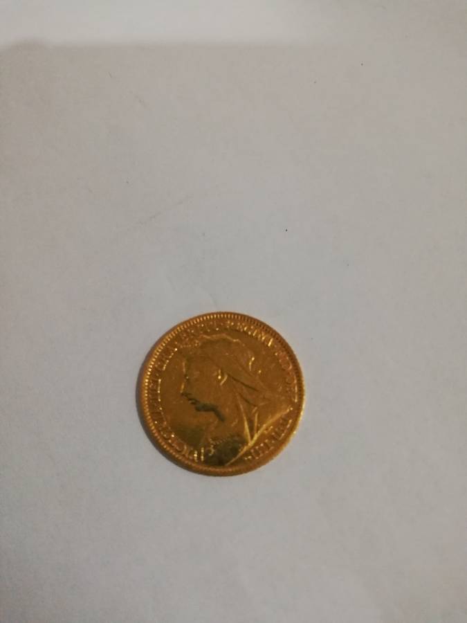** SOLID 22CT GOLD 1900 HALF SOVEREIGN COIN ** GOLD $ GOLD $ ** CRAZY CRAZY R1 START !!!