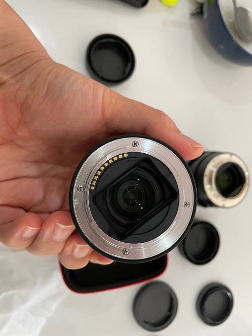 Compact standard zoom lens with full-frame performance - Sony FE 28-60mm f/4-5.6 Lens - 99.99% new