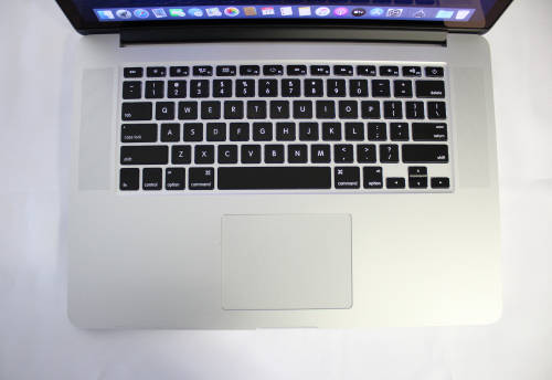 Apple Macbook Pro 15.4 inch 2.8GHz Quad-Core i7, Retina Display, 16GBRAM, 256ssd