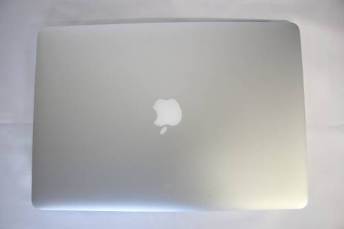 Apple Macbook Pro 15.4 inch 2.8GHz Quad-Core i7, Retina Display, 16GBRAM, 256ssd