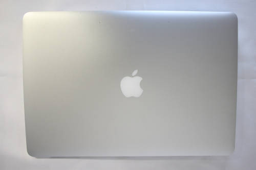 Apple Macbook Pro 15.4 inch 2.8GHz, 2015 Spec Quad-Core i7, Retina Display, 16GBRAM, 512ssd