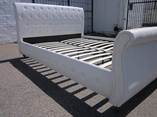 Sashinka Deep Buttoned Designer Beds on special