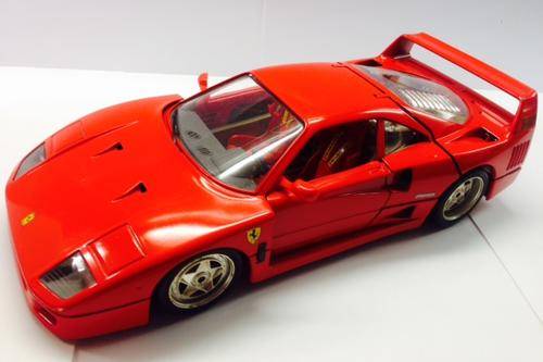 Bburago - 1987 Ferrari F40 - Scale 1:18