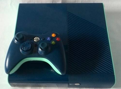 Xbox 360 Super Slim 500GB