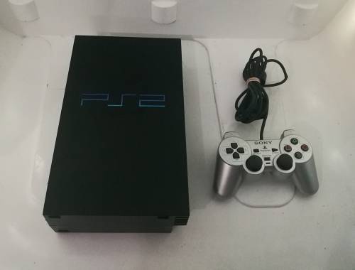 Sony Playstation 2 Phat + 1 Controller.