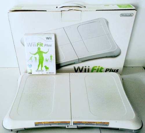 Nintendo Wii Fit Board + 1 Game, Boxed