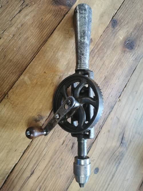 Beautifull Keen Kutter hand drill.