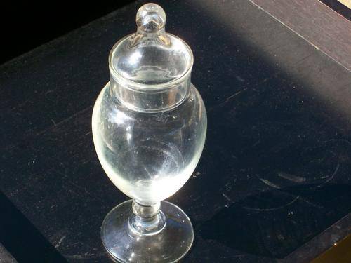 BEAUTIFUL GLASS CONTAINER