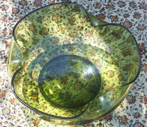 MURANO-LIKE OLIVE-GREEN GLASS BOWL