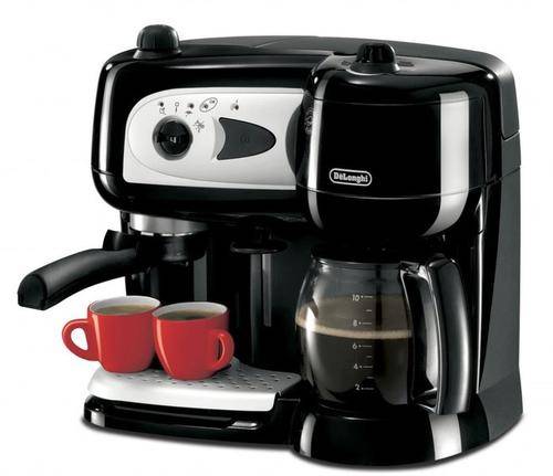 DELONGHI COFFEE MACHINE... USED ONCE THEN PACKED AWAY... STILL NEW