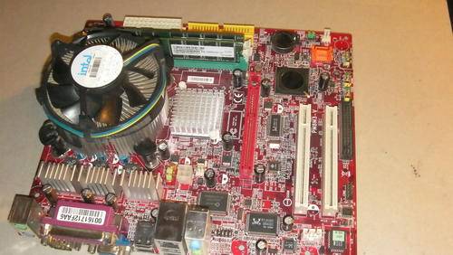 P4 MOTHERBOARD,CPU AND 2X 1GB MEMORY