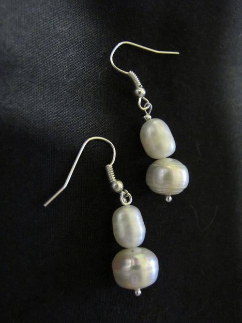CRAZY R1 START! Genuine Pearl Earrings